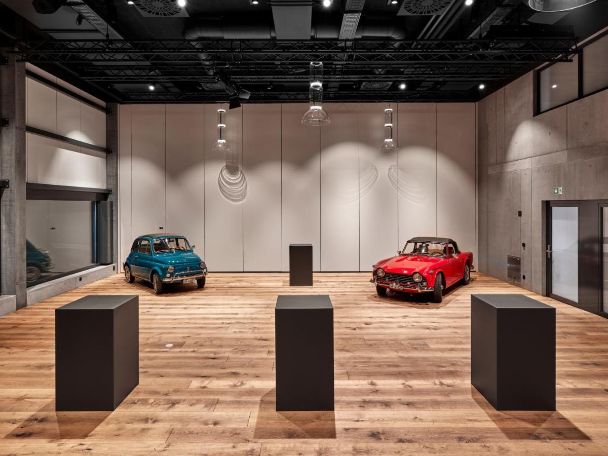 Autohalle 4*